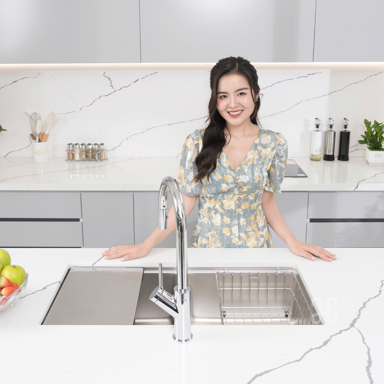 Vòi rửa chén dây rút ponte chrome, Ponte chrome, Vòi rửa konox, vòi rửa ponte, vòi nước rửa chén, vòi rửa bát nóng lạnh, vòi nước rửa bát, vòi rửa chén ponte chrome konox, vòi bếp ponte chrome, vòi rửa chén ponte,