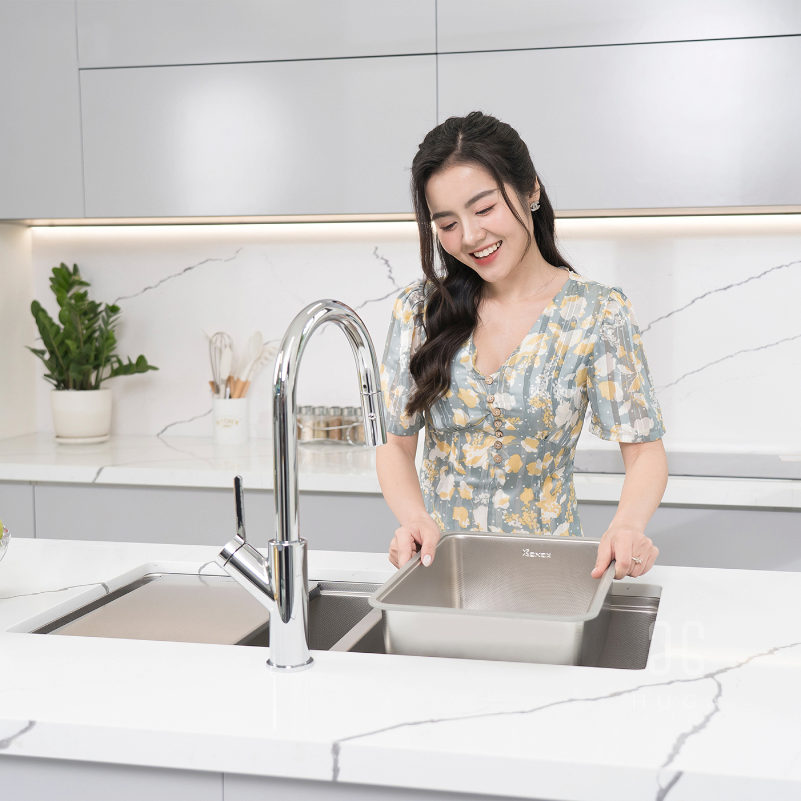 Vòi rửa chén dây rút ponte chrome, Ponte chrome, Vòi rửa konox, vòi rửa ponte, vòi nước rửa chén, vòi rửa bát nóng lạnh, vòi nước rửa bát, vòi rửa chén ponte chrome konox, vòi bếp ponte chrome, vòi rửa chén ponte,