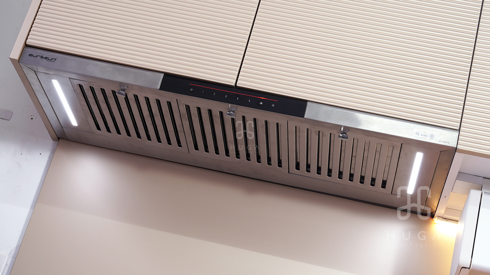 Hút mùi eurosun EH-90AF76, Hút mùi áp tường Eurosun EH-90AF76, máy hút mùi eurosun 90cm, Máy Hút Mùi Eurosun EH-90AF76, EH-90AF76, Máy Hút Mùi Eurosun, Eurosun, hút mùi chữ T eurosun, Động cơ Inverter Dual Smart BLDC mạnh mẽ, hút mùi tiết kiệm điện năng, hút mùi hãng eurosun, hút mùi than hoạt tính,
