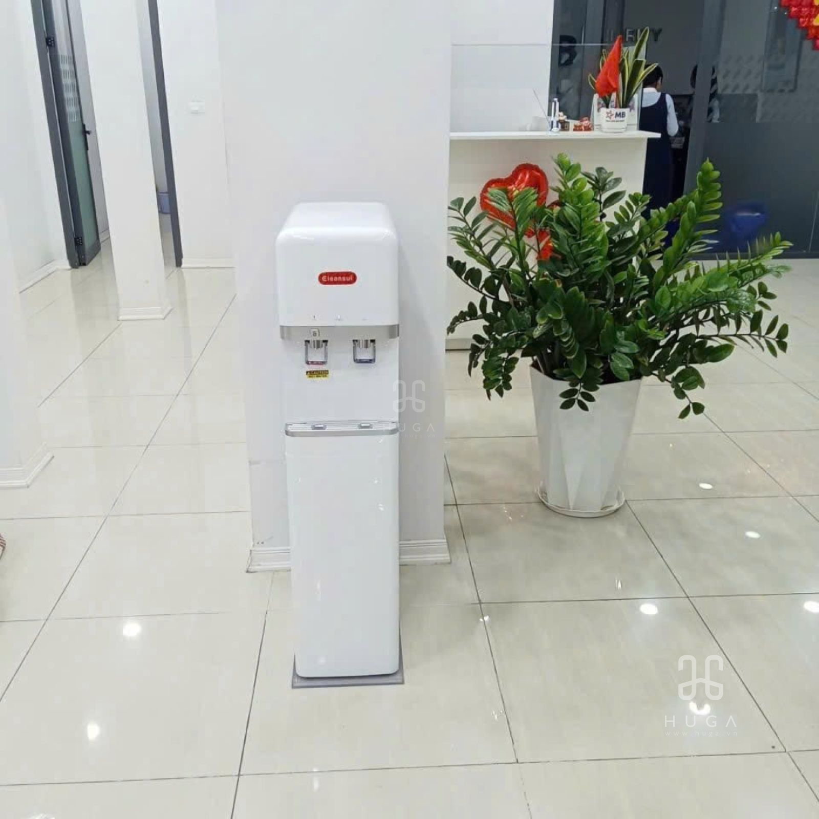 M&aacute;y lọc nước n&oacute;ng lạnh Mitsubishi Cleasnui CWMF-500E Thiết tối giản v&agrave; thẩm mỹ